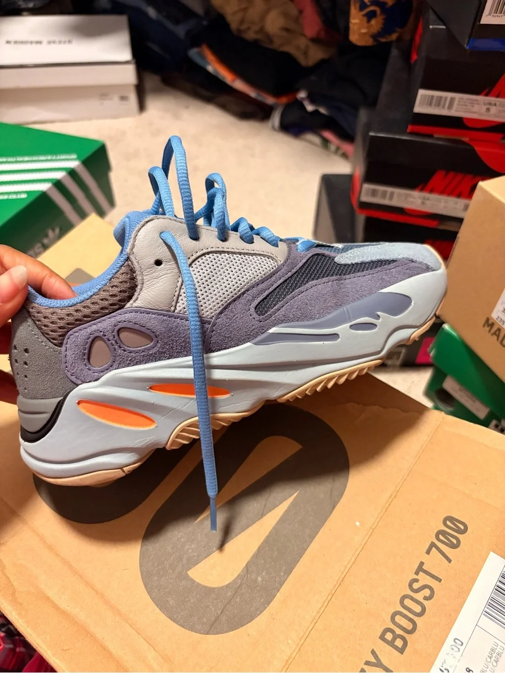 adidas Yeezy boost 700 carbon blue - Picture 4 of 4